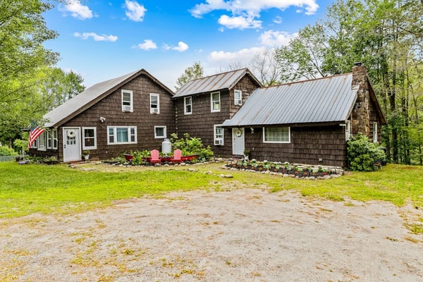 Serene home near Lake George, 20 minutes to Gore Mountain Ski Resort