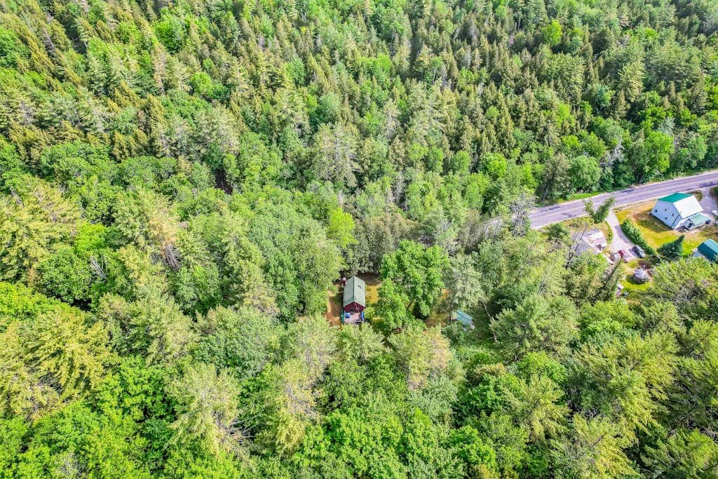 Brook Sound Cabin
