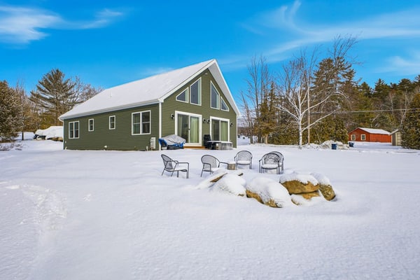 Dog-friendly house w/ shared sandy beach, lake views, bbq, patio, firepit, a/c