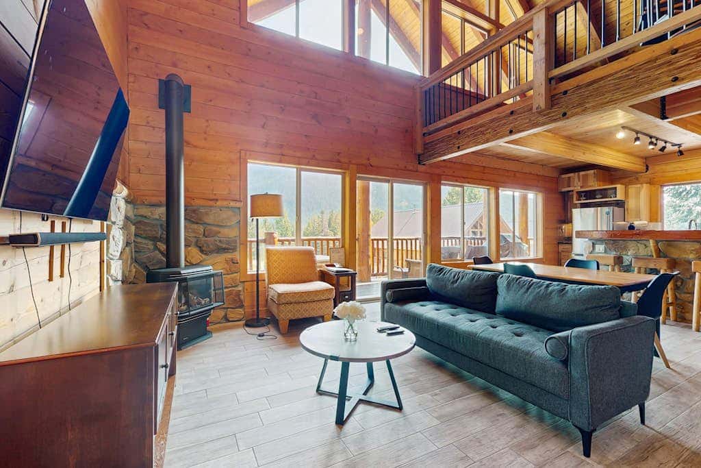 Log Cabin Charm