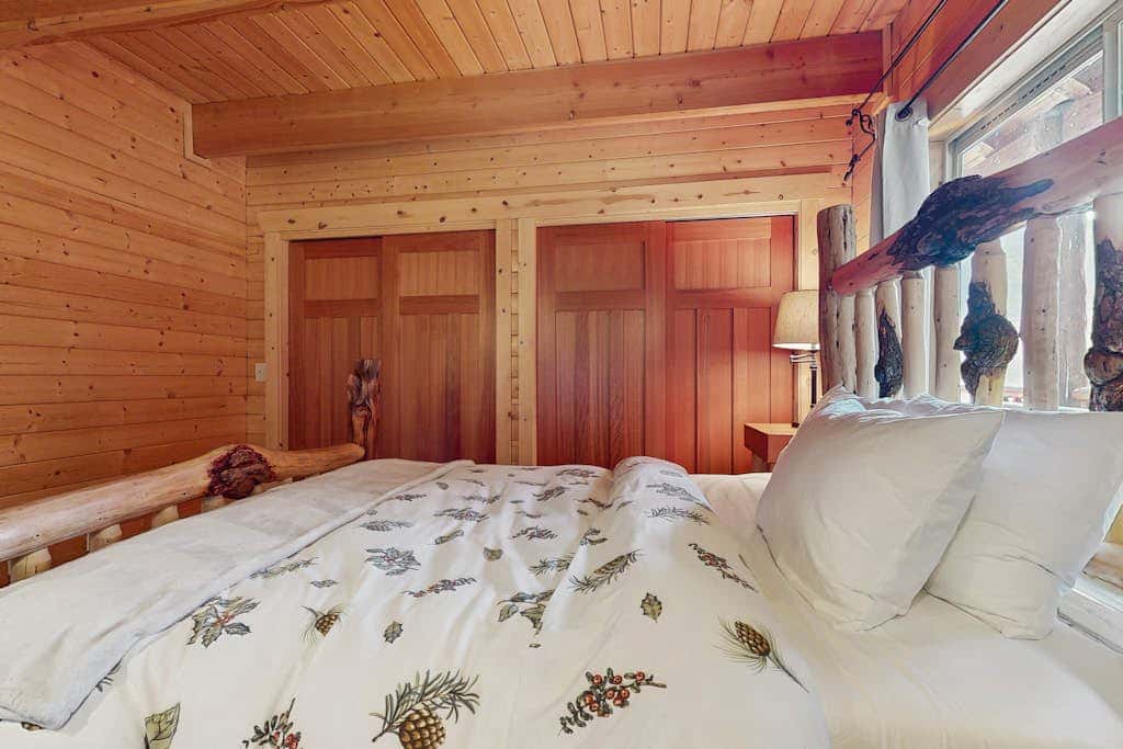 Log Cabin Charm