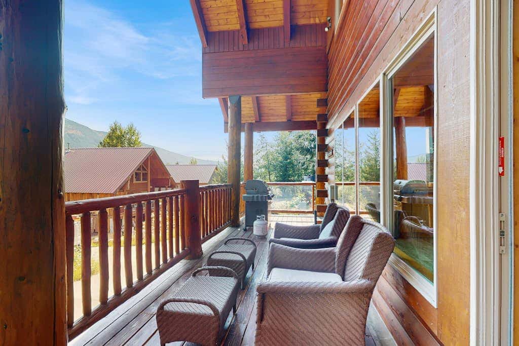 Log Cabin Charm