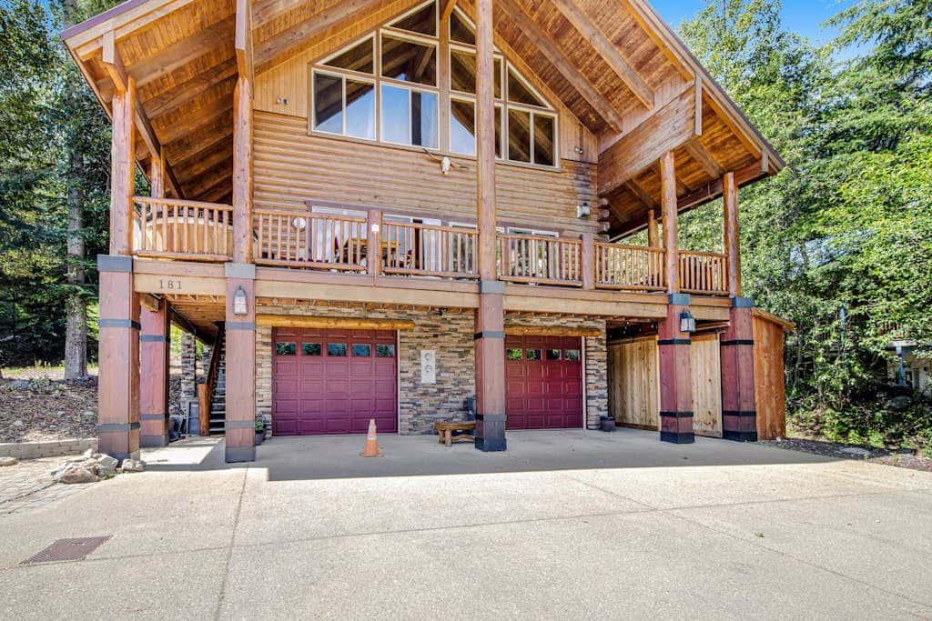 Log Cabin Charm