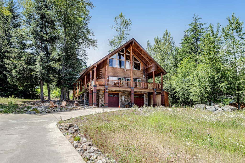 Log Cabin Charm