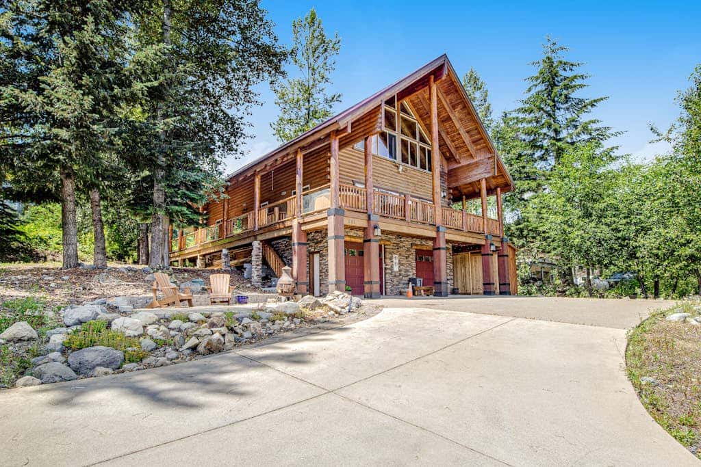 Log Cabin Charm