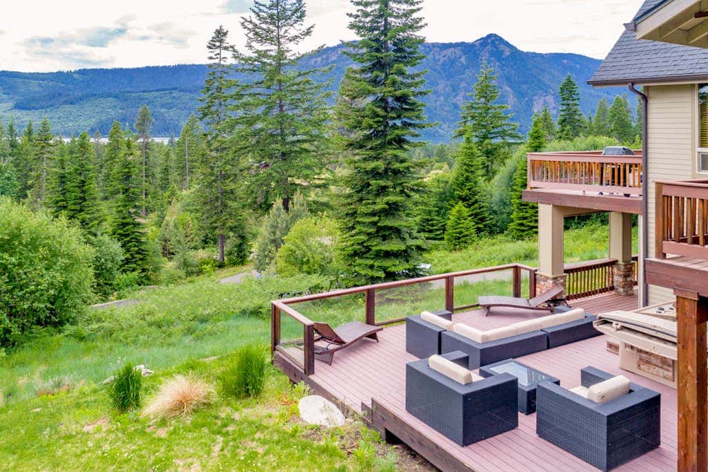 Crest View Lodge