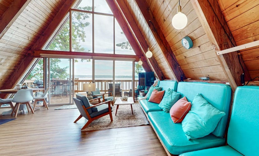 Dog-friendly waterfront escape with expansive deck, gas grill and gorgeous views