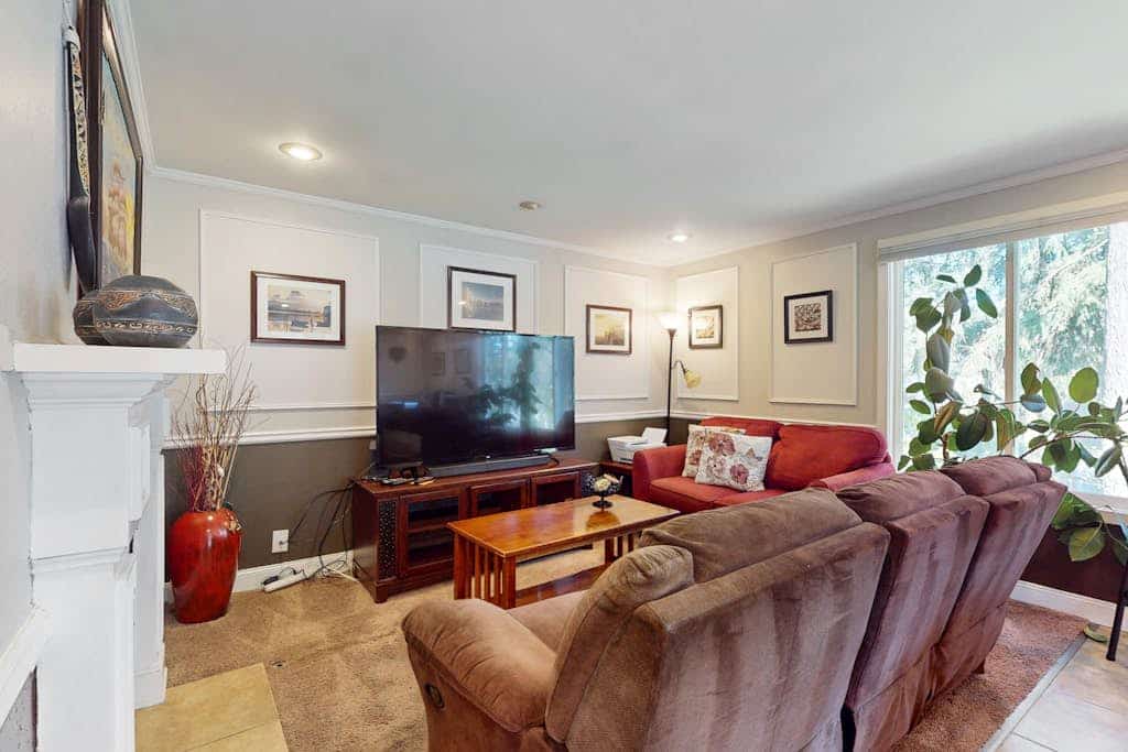 Cozy family-friendly house with a dedicated workspace and gas grill