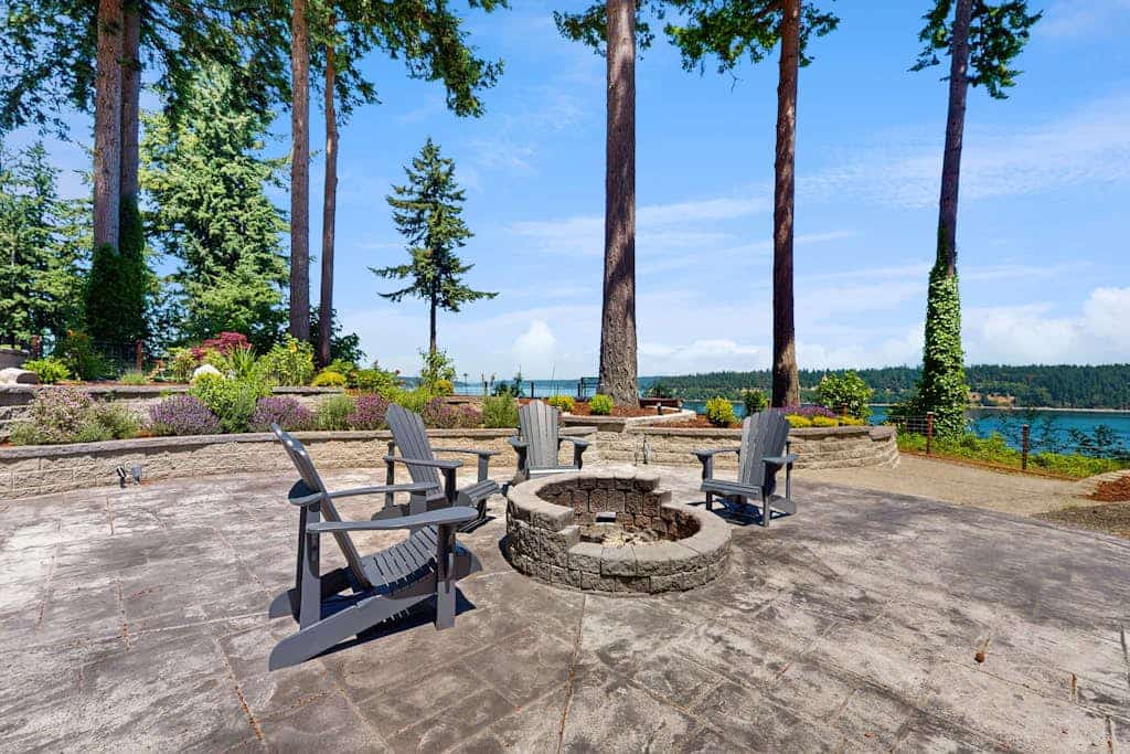 Waterfront Luxury Retreat – Perfect for Family Reunions