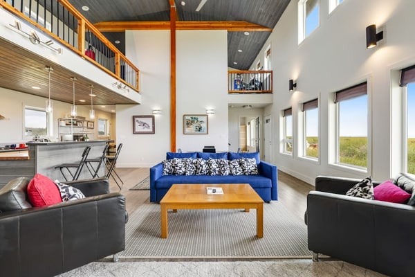 Blue Ocean Lodge | Oceanfront house in Westport with beach access, W/D