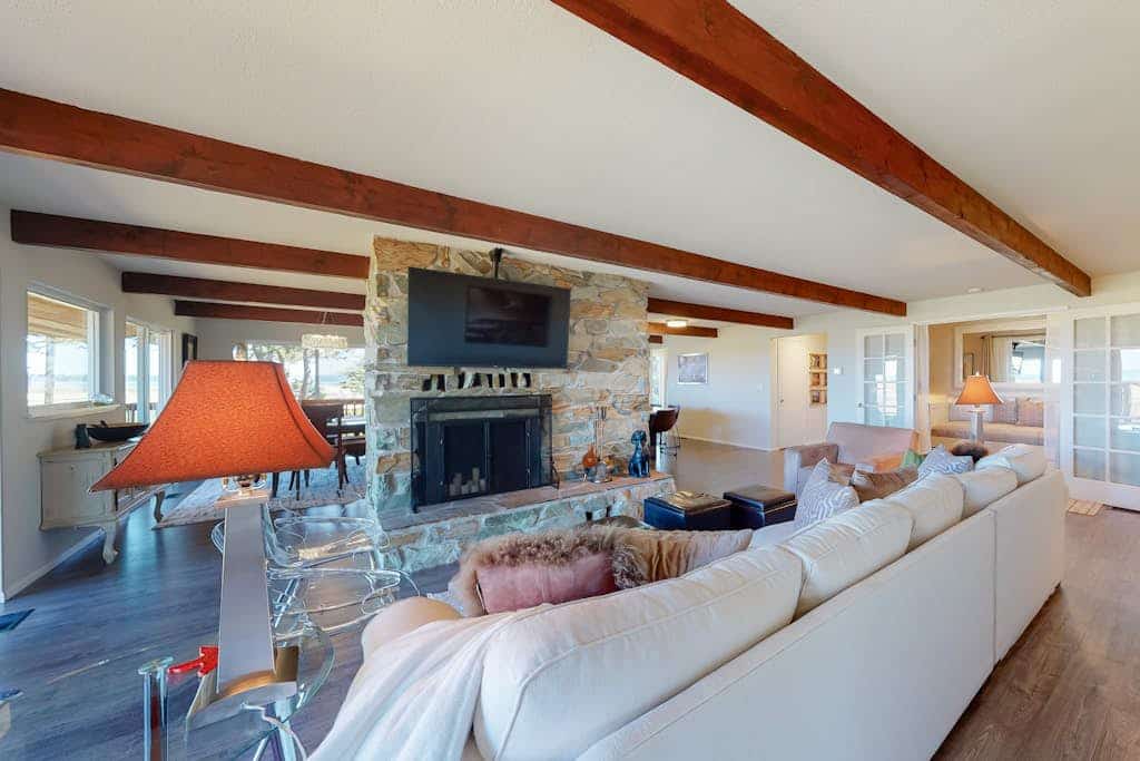 Dog-Friendly Retreat w/ Bay Views, a Spacious Deck, & Secluded Feel