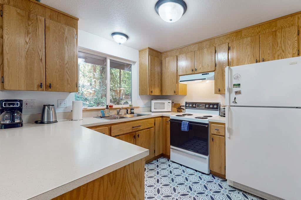 Harstine House