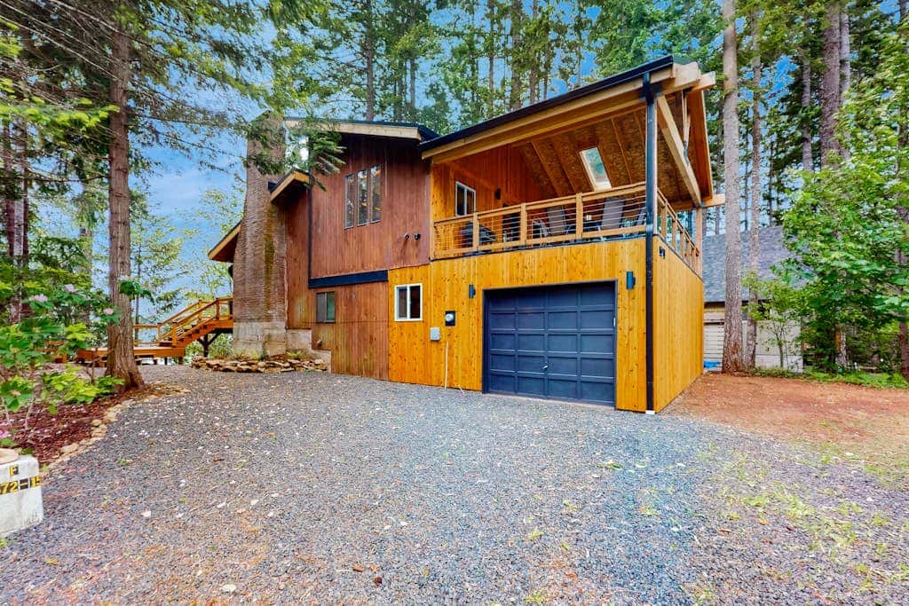Lake Cushman Escape