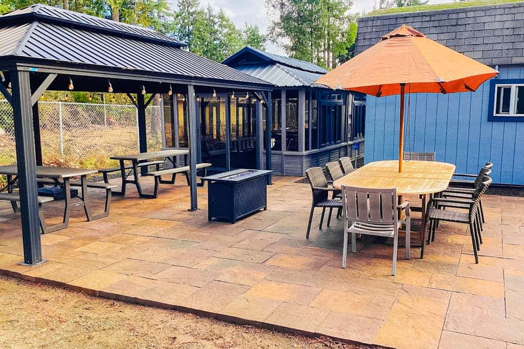 Amazing family retreat w/ game room, firepit, private hot tub, & tranquil views