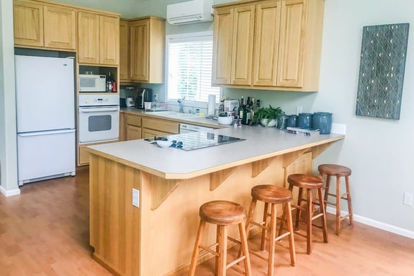 Beautiful, family-friendly lake view property with gas grill-Pet friendly