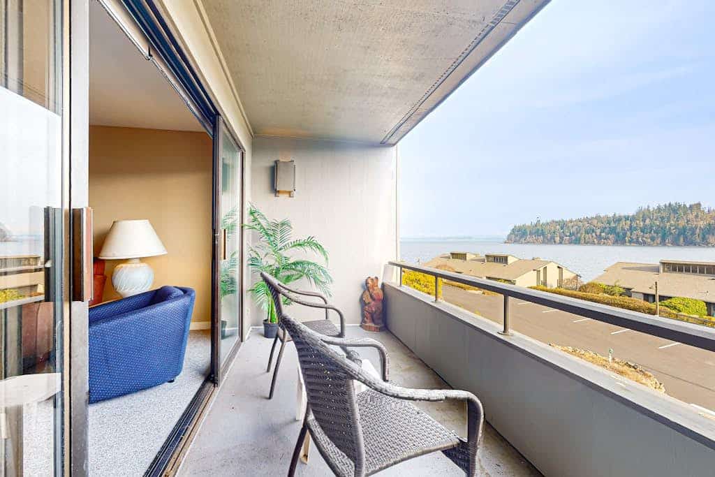 Port Ludlow condos with beautiful water views