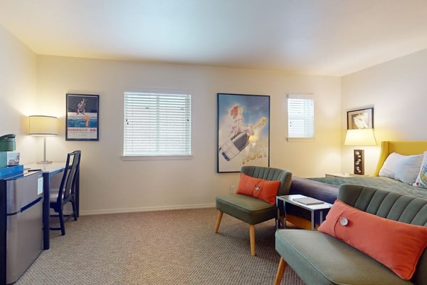Charming hotel suite just steps away from Downtown Port Townsend