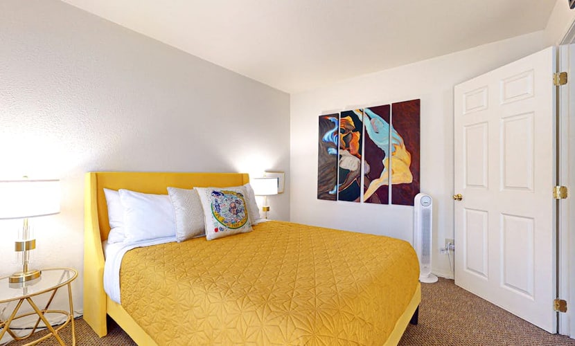 Chic hotel suite just steps away from Downtown Port Townsend