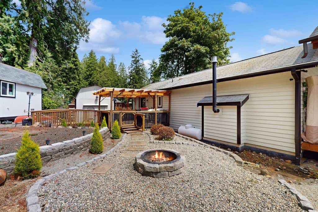 Charming Coastal Cabin with Private Shoreline & Hot Tub