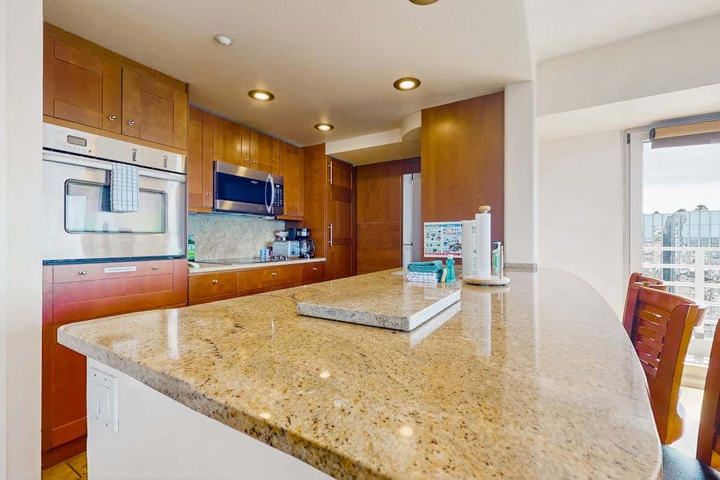 Elliott Bay Luxury Suite of Newmark