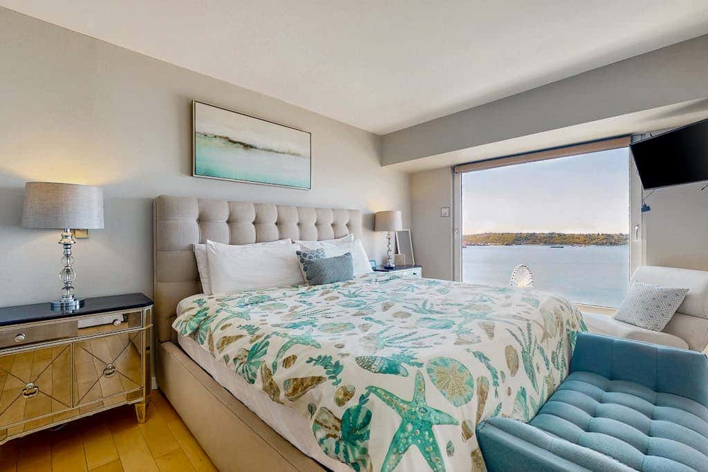 Elliott Bay Luxury Suite of Newmark
