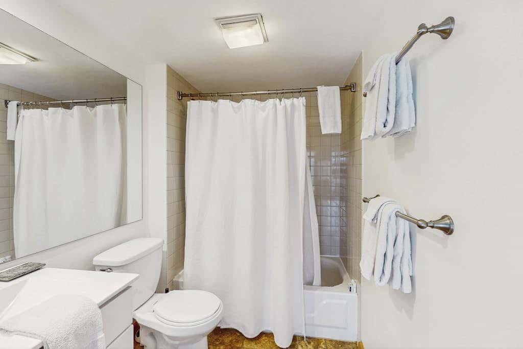 Newmark Condo Suite