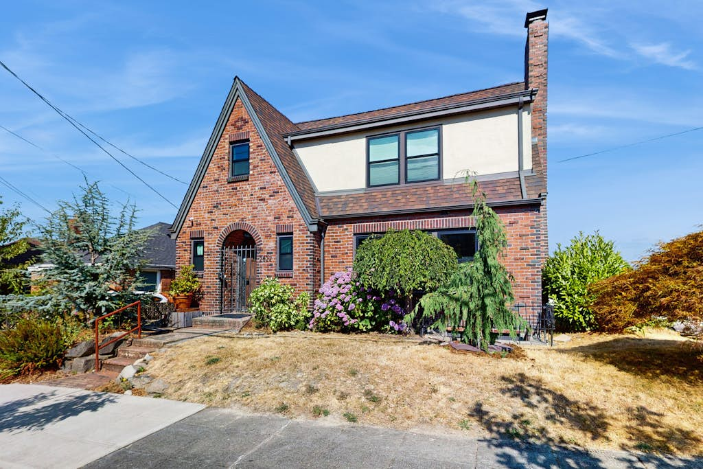 Beacon Hill Overlook