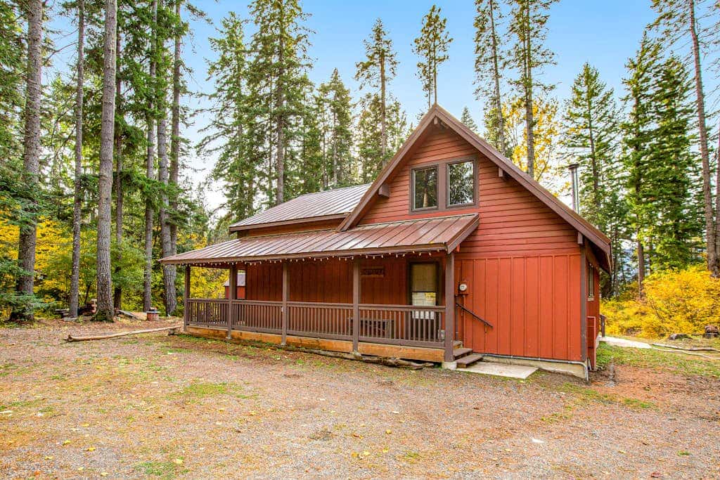 Peak-a-View Lakehouse