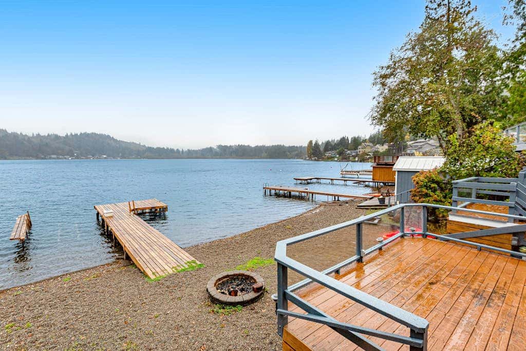 Summit Lake Guesthouse