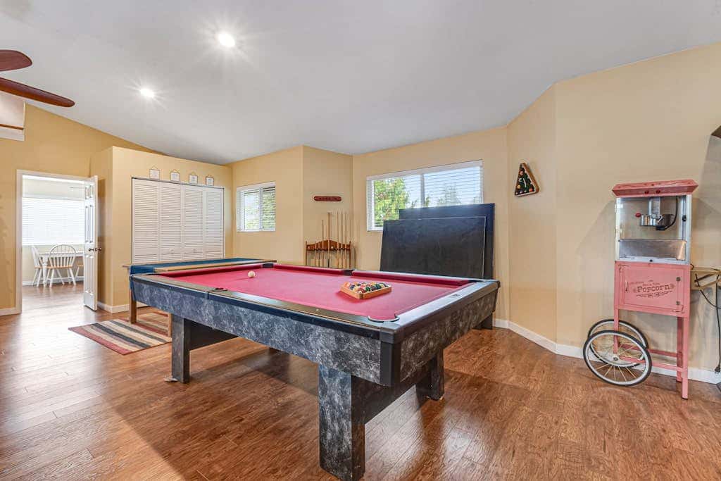 Summit Lake Guesthouse