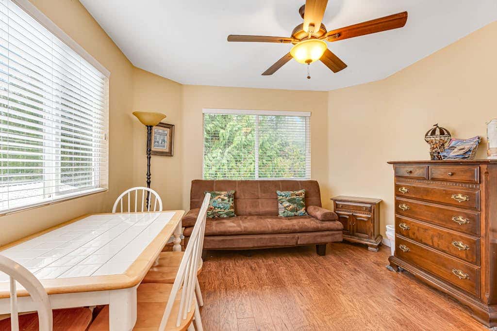 Summit Lake Guesthouse