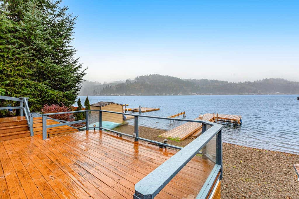 Summit Lake Guesthouse