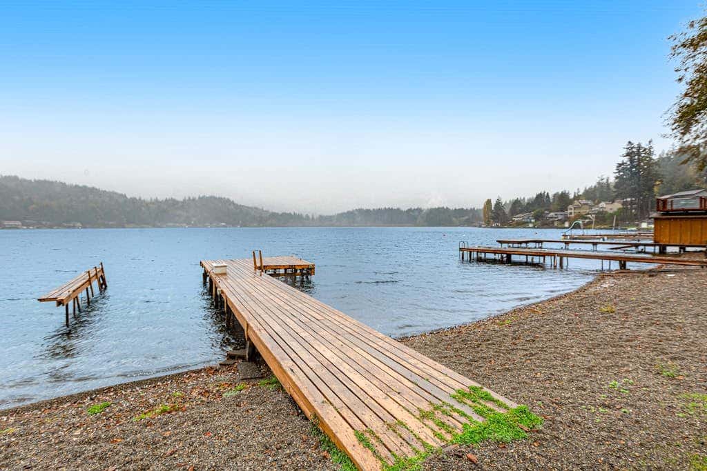 Summit Lake Guesthouse