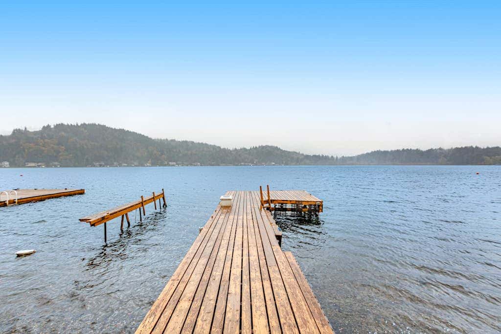 Summit Lake Guesthouse