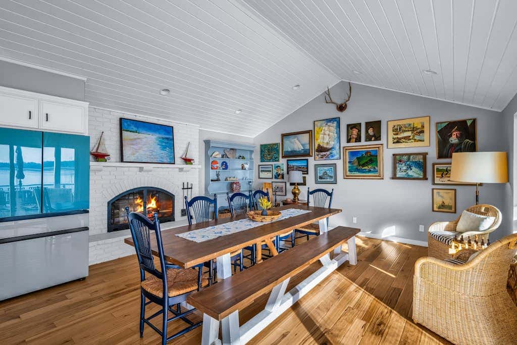Shaws Cove Beachouse