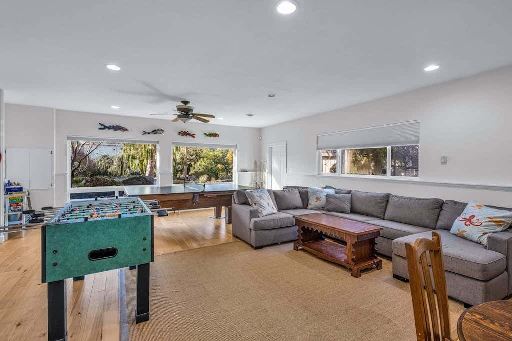 Shaws Cove Beachouse