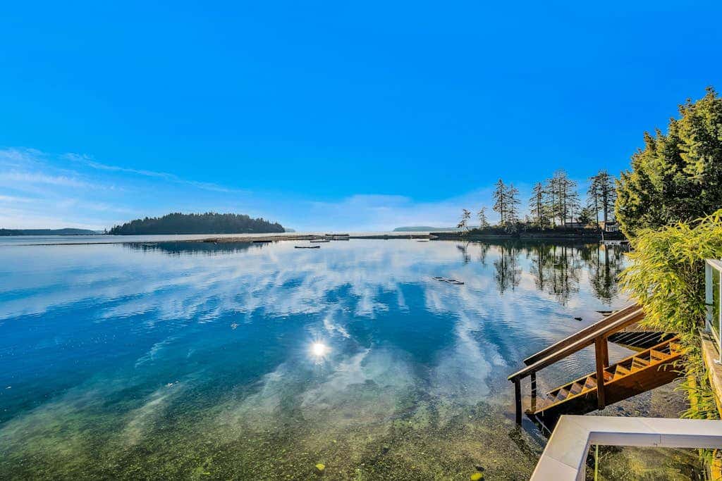 Shaws Cove Beachouse