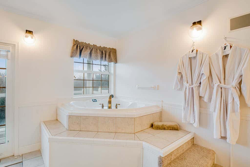 The Charleston at the Judith Ann Inn