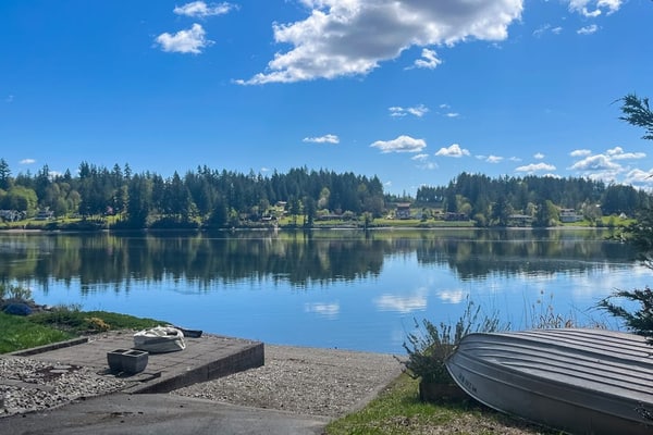 Private Waterfront Living with PNW Charm & Outdoor Adventure