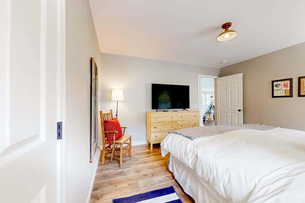 WatersEdge Beach House