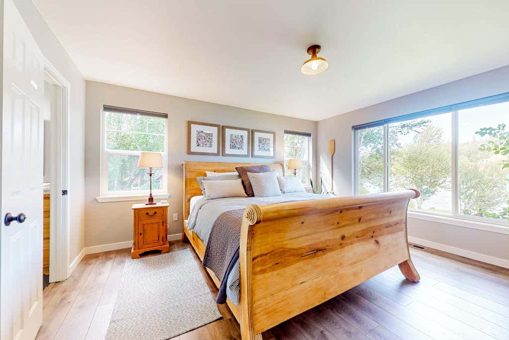 WatersEdge Beach House