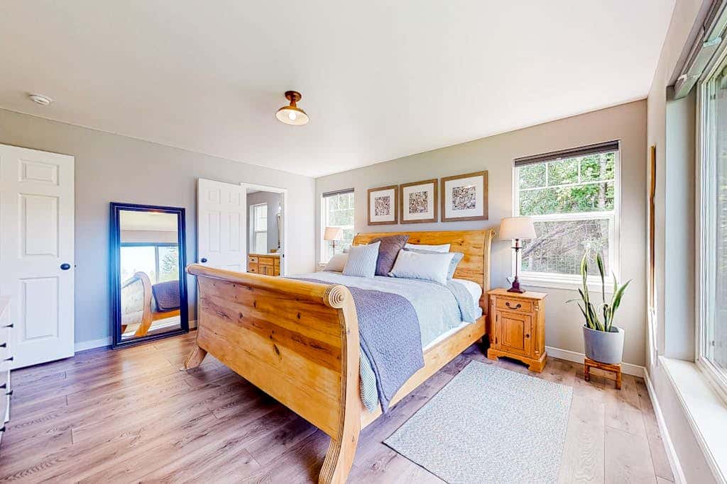 WatersEdge Beach House