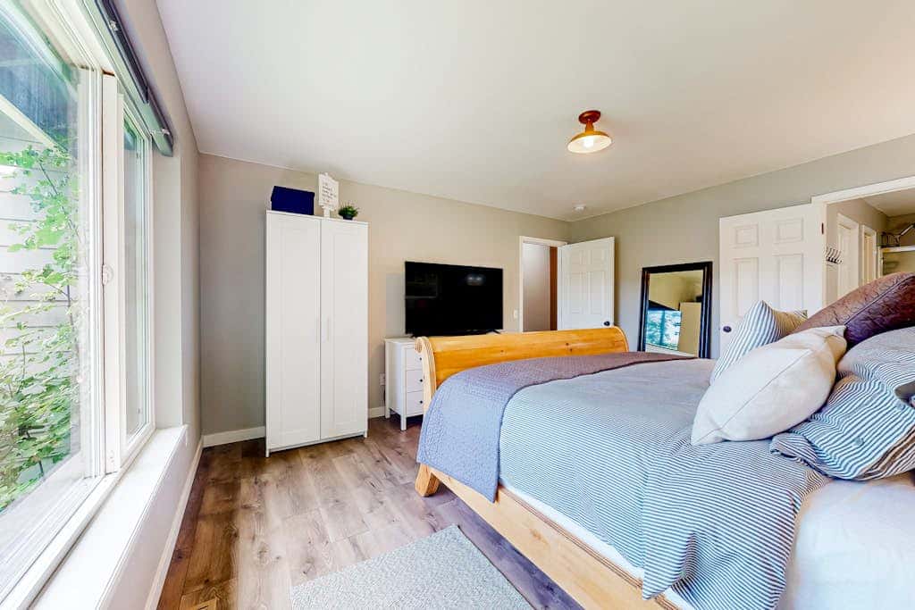 WatersEdge Beach House