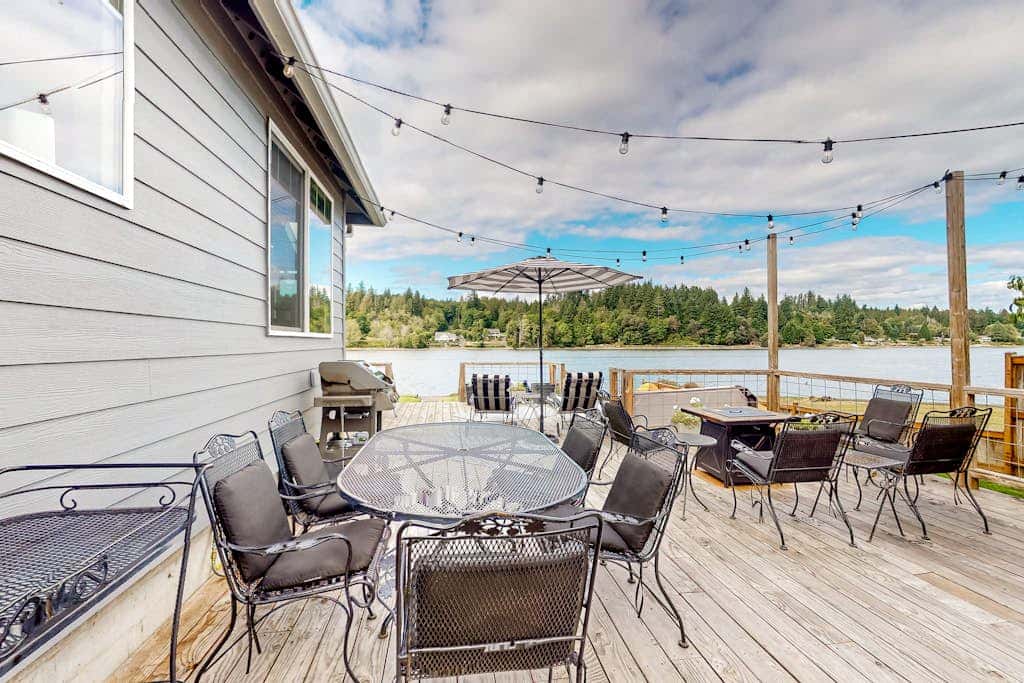 WatersEdge Beach House