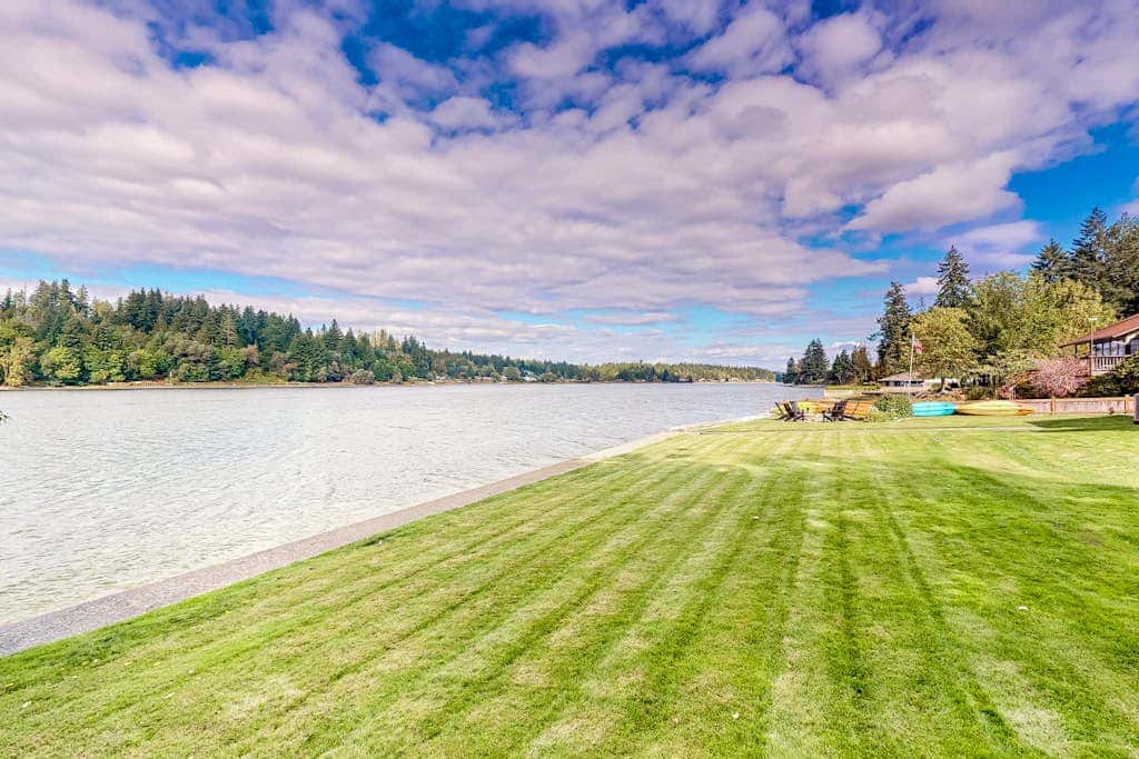 WatersEdge Beach House