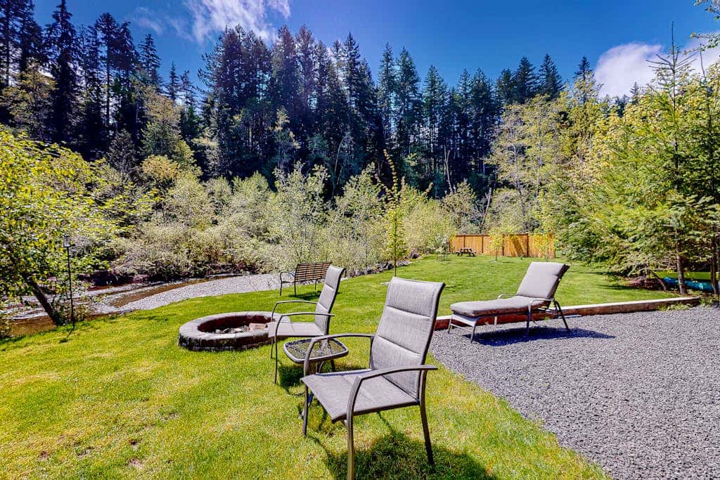 Tahuya River Lodge - Whole Property