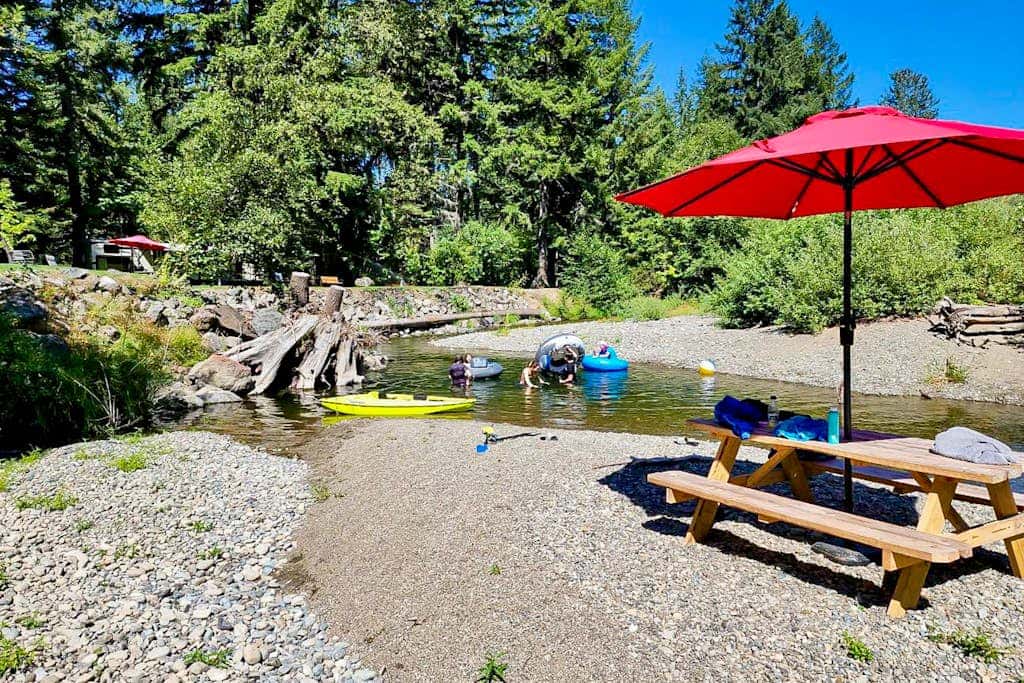 Tahuya River Lodge - Whole Property