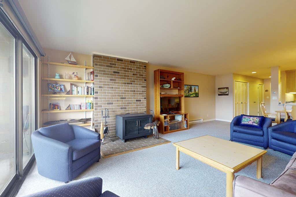 Bayfront Retreat A