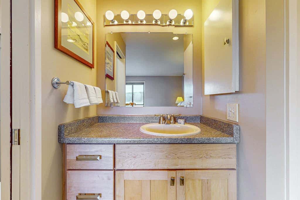 Bayfront Retreat A