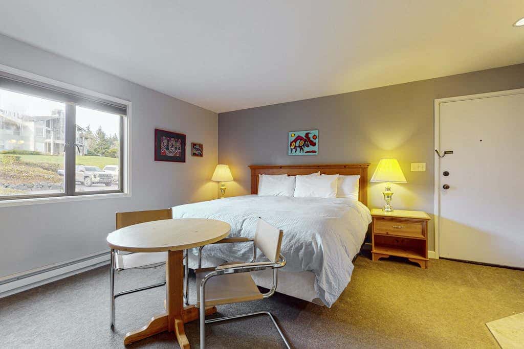 Bayfront Retreat A